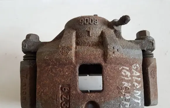 Mitsubishi Galant Front brake caliper