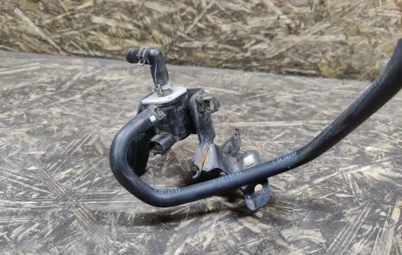 Mazda 3 II Turbo solenoid valve L51818741 1362007101