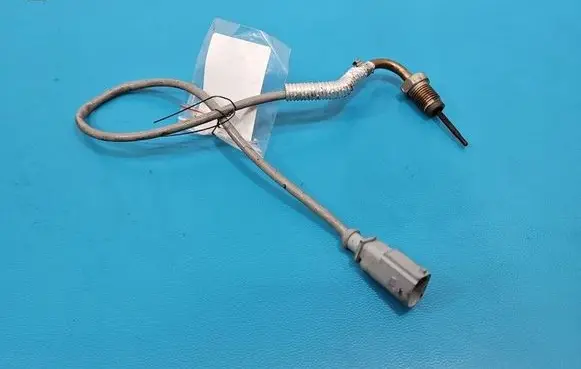 Skoda Octavia Mk4 Exhaust gas temperature sensor 05L906088CB IMPRK1583197