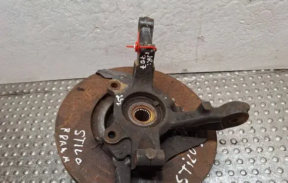 Fiat Stilo Front wheel hub spindle knuckle S25056707