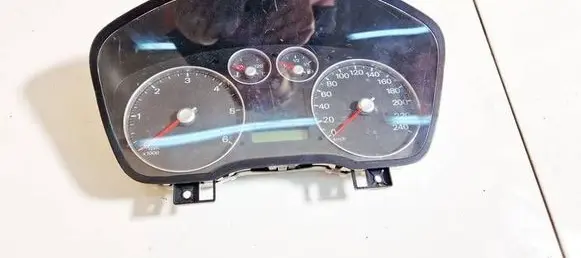 Speedometer (instrument cluster)