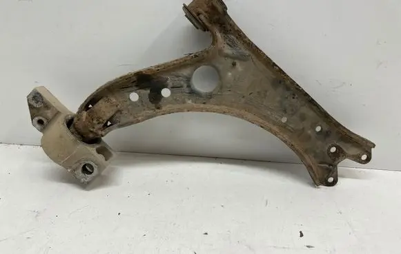Volkswagen Golf Plus Front lower control arm/wishbone 
