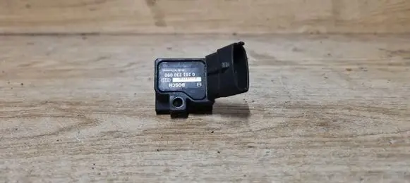 Volvo XC70 Air pressure sensor 0261230090
