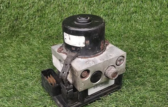 Ford Explorer ABS Pump 1L2T2C219AA