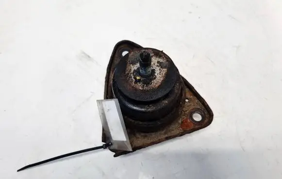 Hyundai i30 Engine mount bracket 