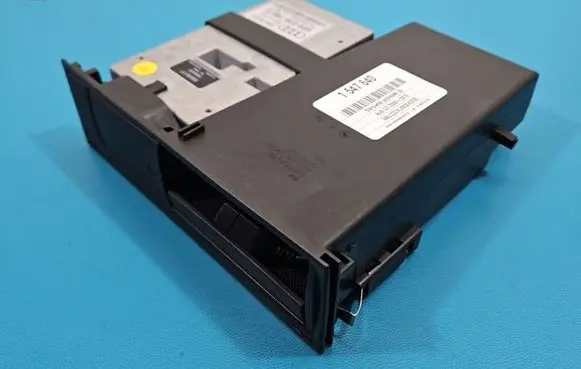 Audi Q7 4L Central body control module 4E0035785D IMPRK1547640