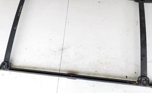 KIA Carnival Roof transverse bars on the 