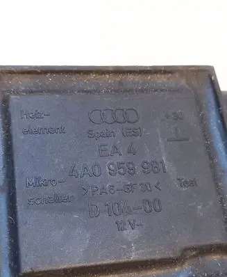 Audi A4 S4 B5 8D Door central lock control unit/module 4A0959981 D10400