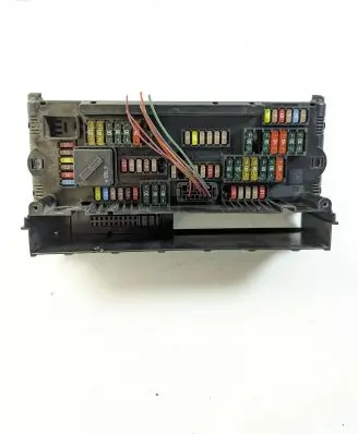 BMW 5 F10 F11 Fuse module 9252815 03260444 317033442