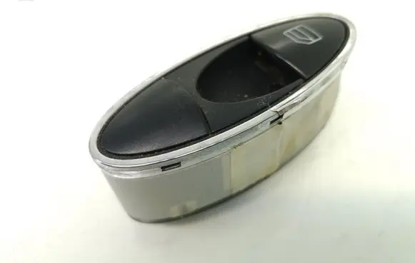 Mercedes-Benz E W211 Electric window control switch A2118211351