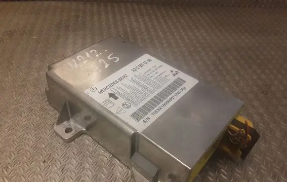 Mercedes-Benz E W212 Airbag control unit/module 2129010700