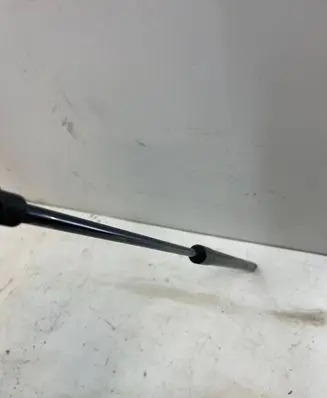 Chevrolet Trax Tailgate/trunk strut/damper 95095592 26015A