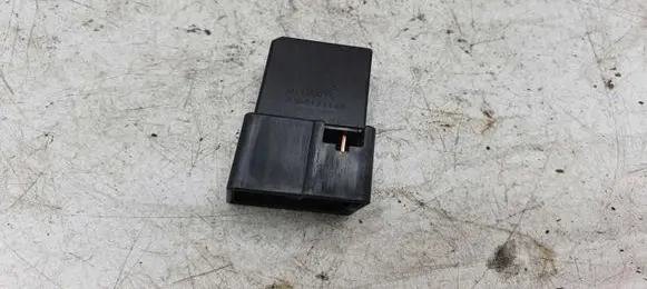 Nissan X-Trail T30 Other relay 2523079916