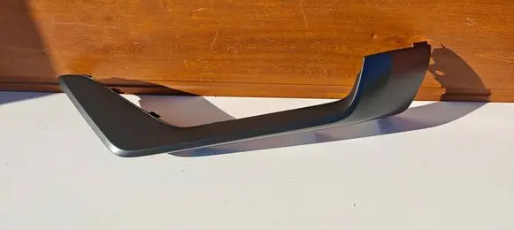 Volvo XC90 Front bumper splitter molding 31694567