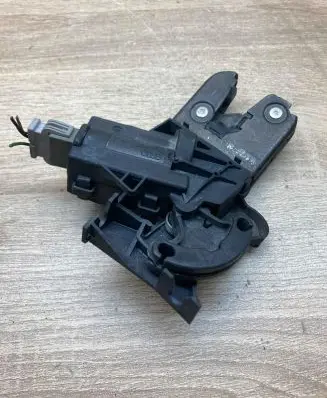 Audi A6 S6 C6 4F Tailgate/trunk/boot lock/catch/latch 4F5827505C Ust
