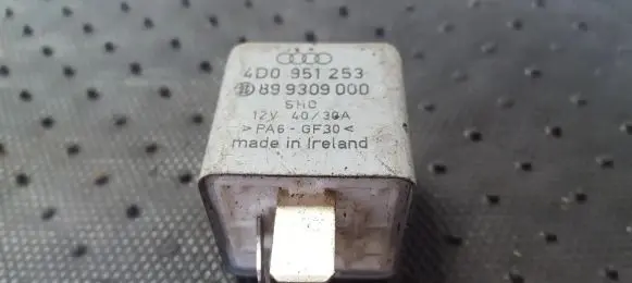 Audi A4 S4 B5 8D Other relay 4D0951253 899309000