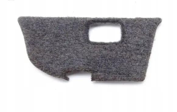 Mitsubishi Pajero (C) pillar trim MR402039