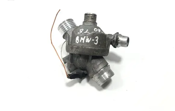 Thermostat/thermostat housing