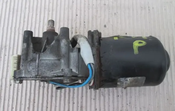 Peugeot 106 Front wiper linkage and motor