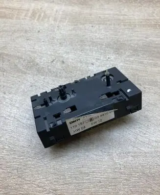 BMW 5 E39 Seat control switch 6910717 03491005