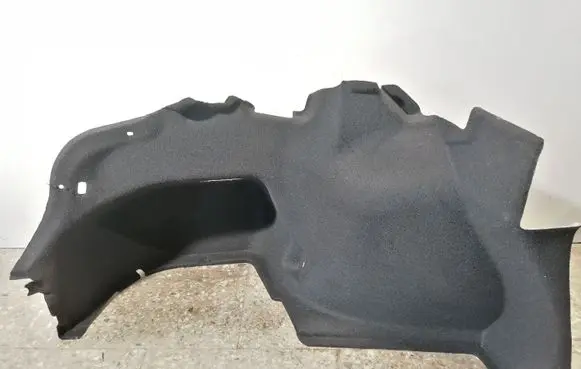 Trunk/boot side trim panel