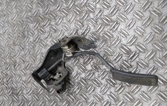Toyota Corolla Verso AR10 Accelerator throttle pedal