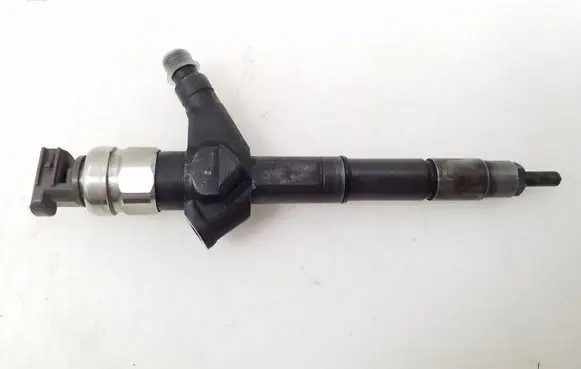 Nissan Navara Fuel injector 16600EB300