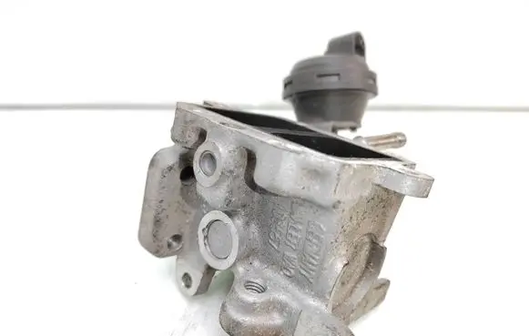 Mitsubishi Outlander EGR valve 103557