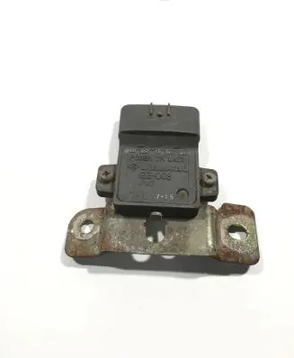 Subaru Forester SF Ignition amplifier control unit GB003 7028715 IB1IB2G0C20C1