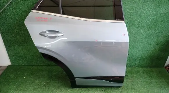 KIA Sportage Rear door 