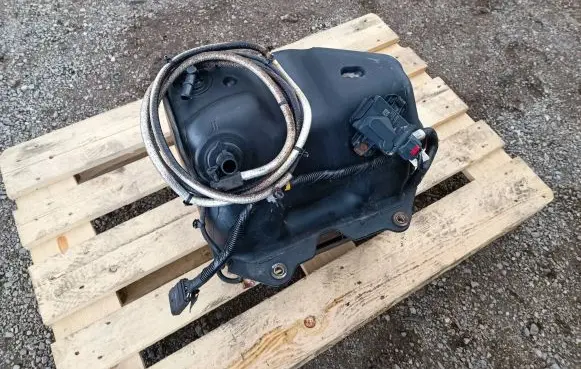 Ford F350 AdBlue liquid reservoir 