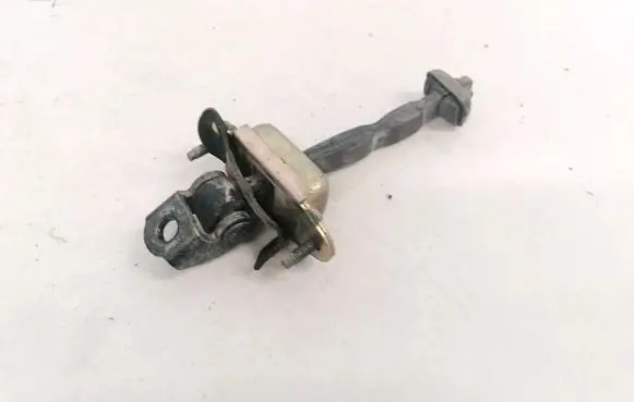Opel Vectra C Rear door check strap stopper