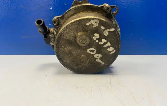 Audi A6 S6 C5 4B Vacuum pump 057145100B 72260807A