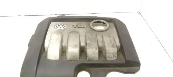Engine cover (trim)