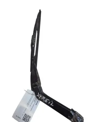 Nissan X-Trail T30 Rear wiper blade arm