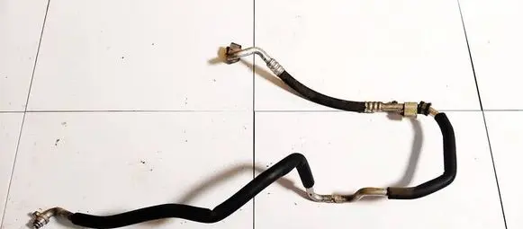 Mercedes-Benz C AMG W204 Air conditioning (A/C) pipe/hose A2048302416