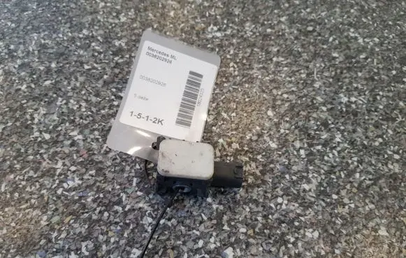 Mercedes-Benz ML W164 Airbag deployment crash/impact sensor 0038202926