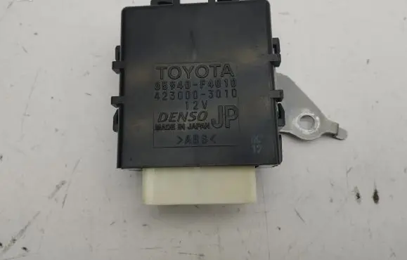 Toyota C-HR I Window wiper relay 85940F4010