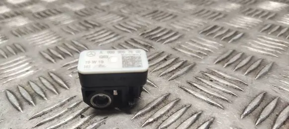 Mercedes-Benz S C217 Airbag deployment crash/impact sensor A0009057600