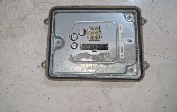 Tesla Model S Headlight ballast module Xenon 00199215