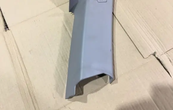 BMW 3 E90 E91 (C) pillar trim 7117475