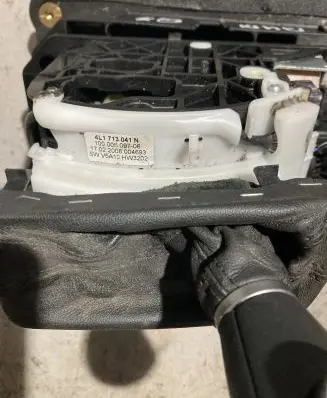 Audi Q7 4L Gear shifter/selector 
