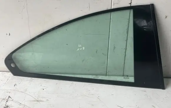BMW 3 E36 Rear side window 43R00049 DOT24AS2M25