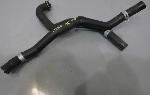 Nissan Juke I F15 Engine coolant pipe/hose