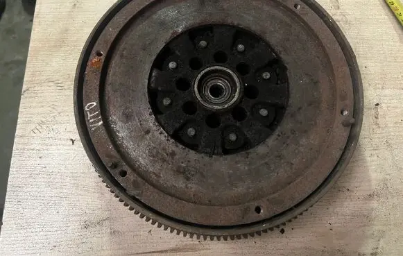 Mercedes-Benz Vito Viano W639 Dual mass flywheel 