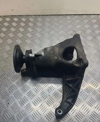 Seat Alhambra (Mk1) Driveshaft support bearing bracket 7M0199207C 97VW6037CB