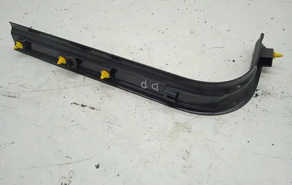 Volvo V50 Front sill trim cover 8641785