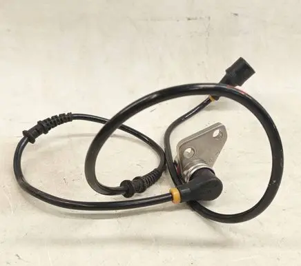 Mercedes-Benz E W124 Front ABS sensor wiring 1245401717 A1245401717 0265001281