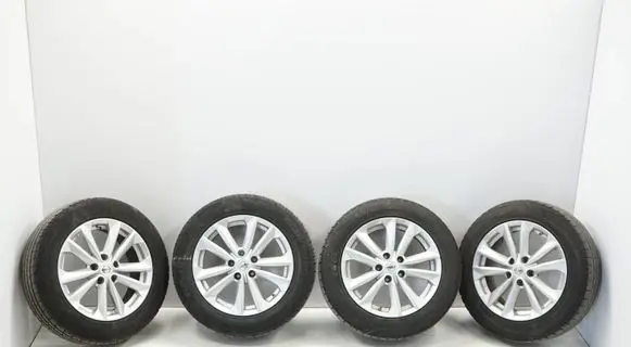 Nissan Qashqai R17 alloy rim OEM 403004EA1B
