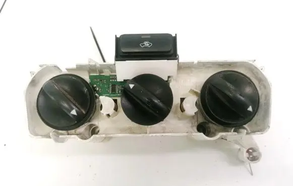Toyota Corolla Verso AR10 Climate control unit 559000F011 55900-0F011